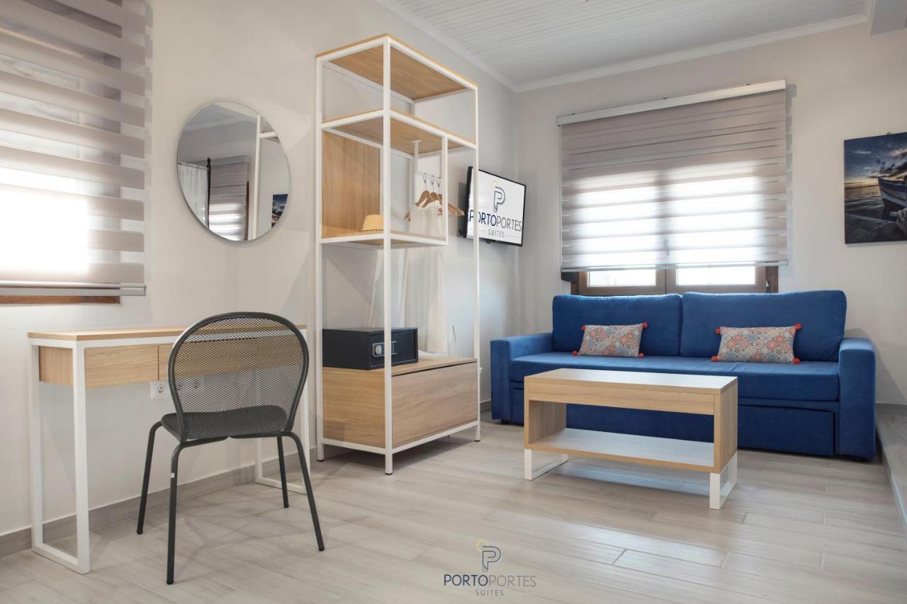 Porto Portes Suites เนอาโปติไดอา ภายนอก รูปภาพ