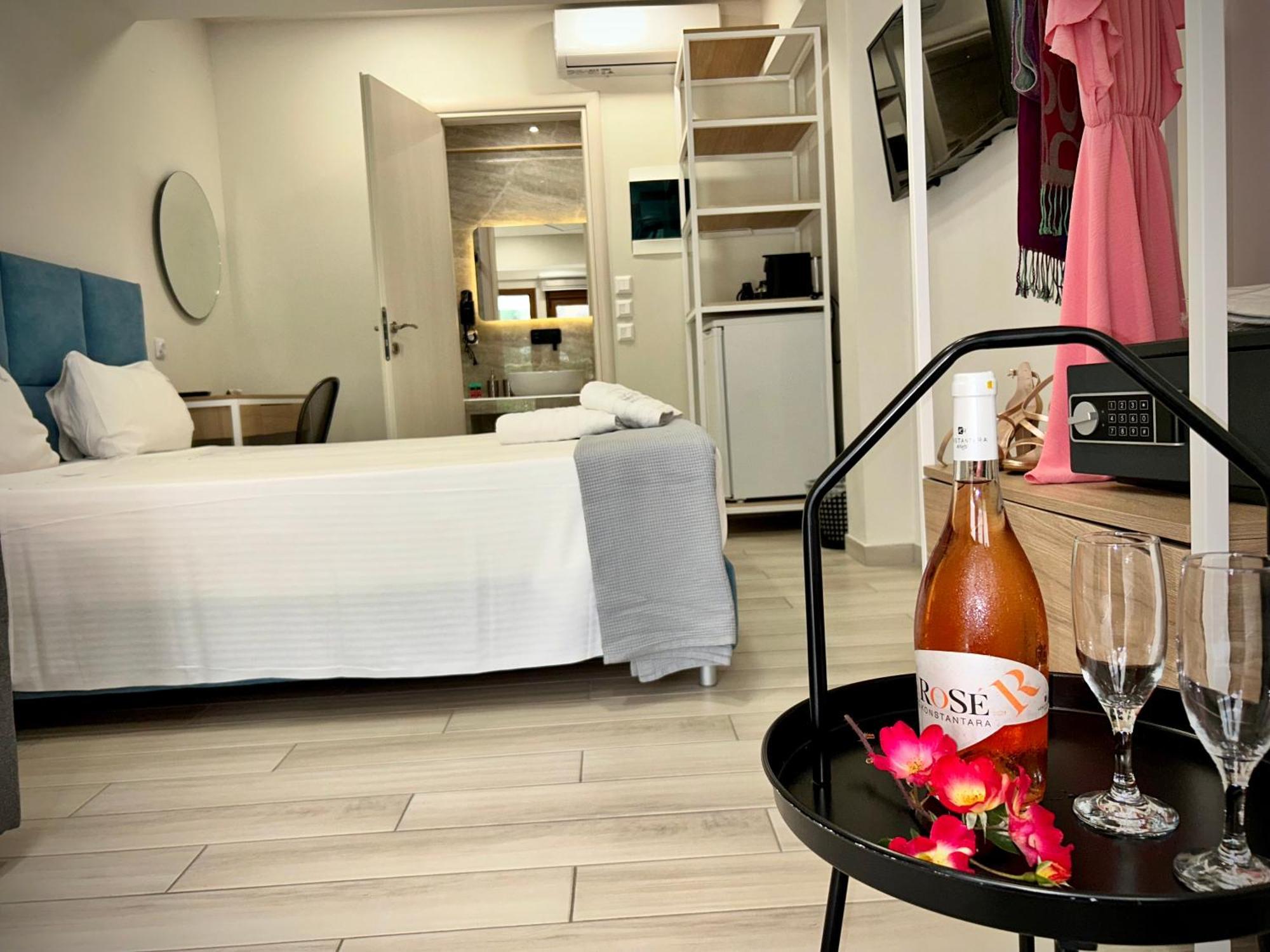 Porto Portes Suites เนอาโปติไดอา ภายนอก รูปภาพ