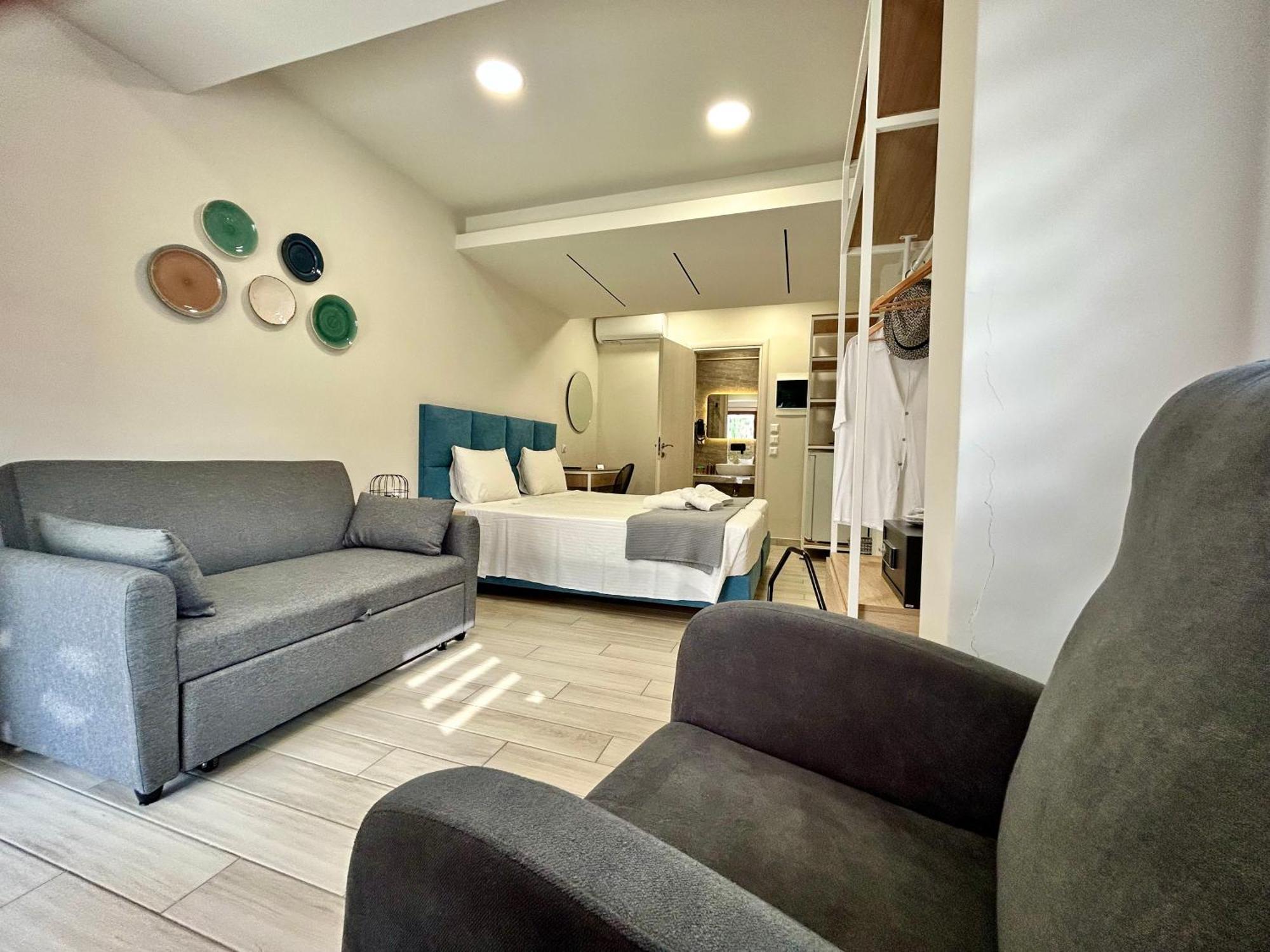 Porto Portes Suites เนอาโปติไดอา ภายนอก รูปภาพ