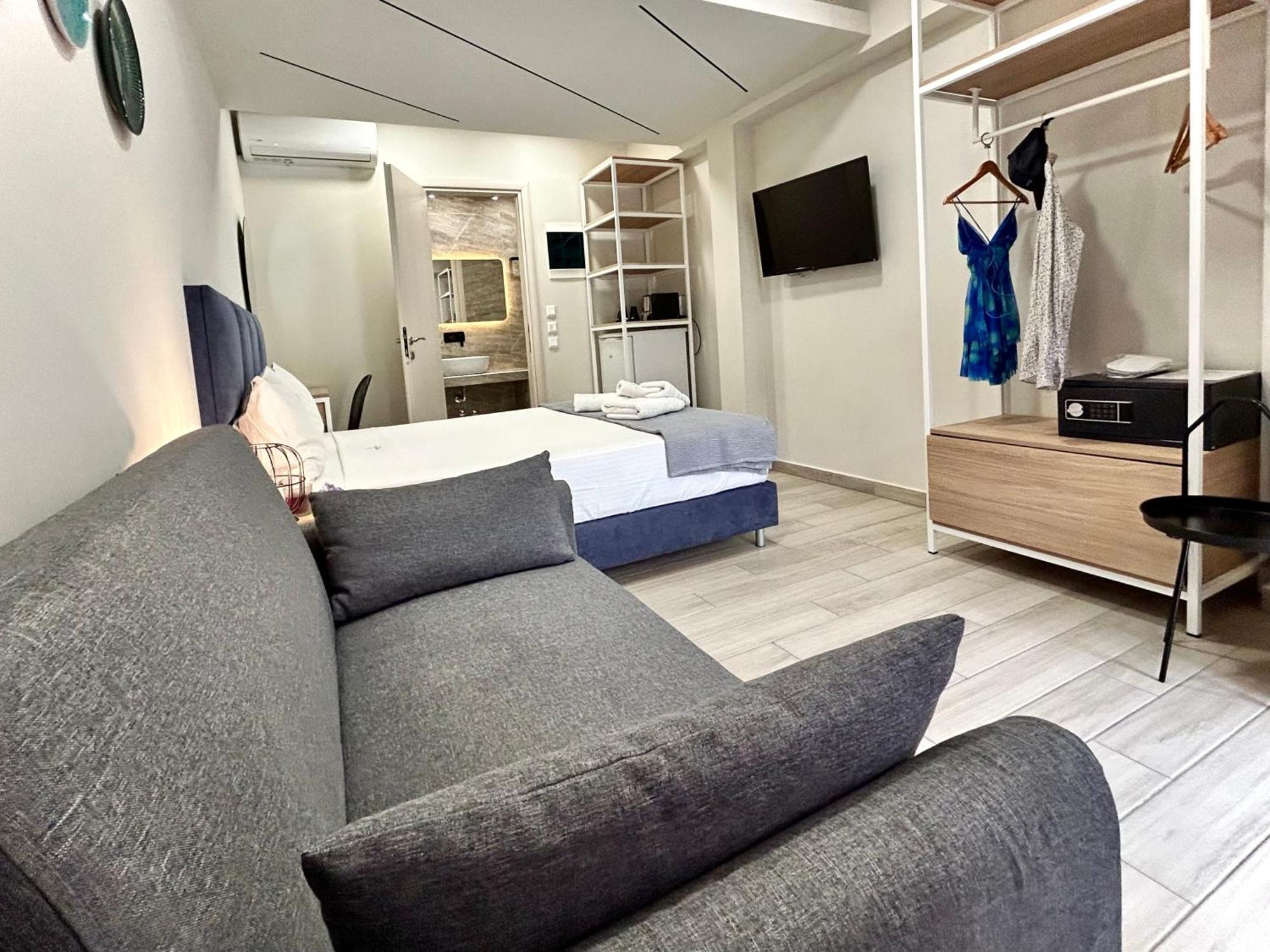 Porto Portes Suites เนอาโปติไดอา ภายนอก รูปภาพ