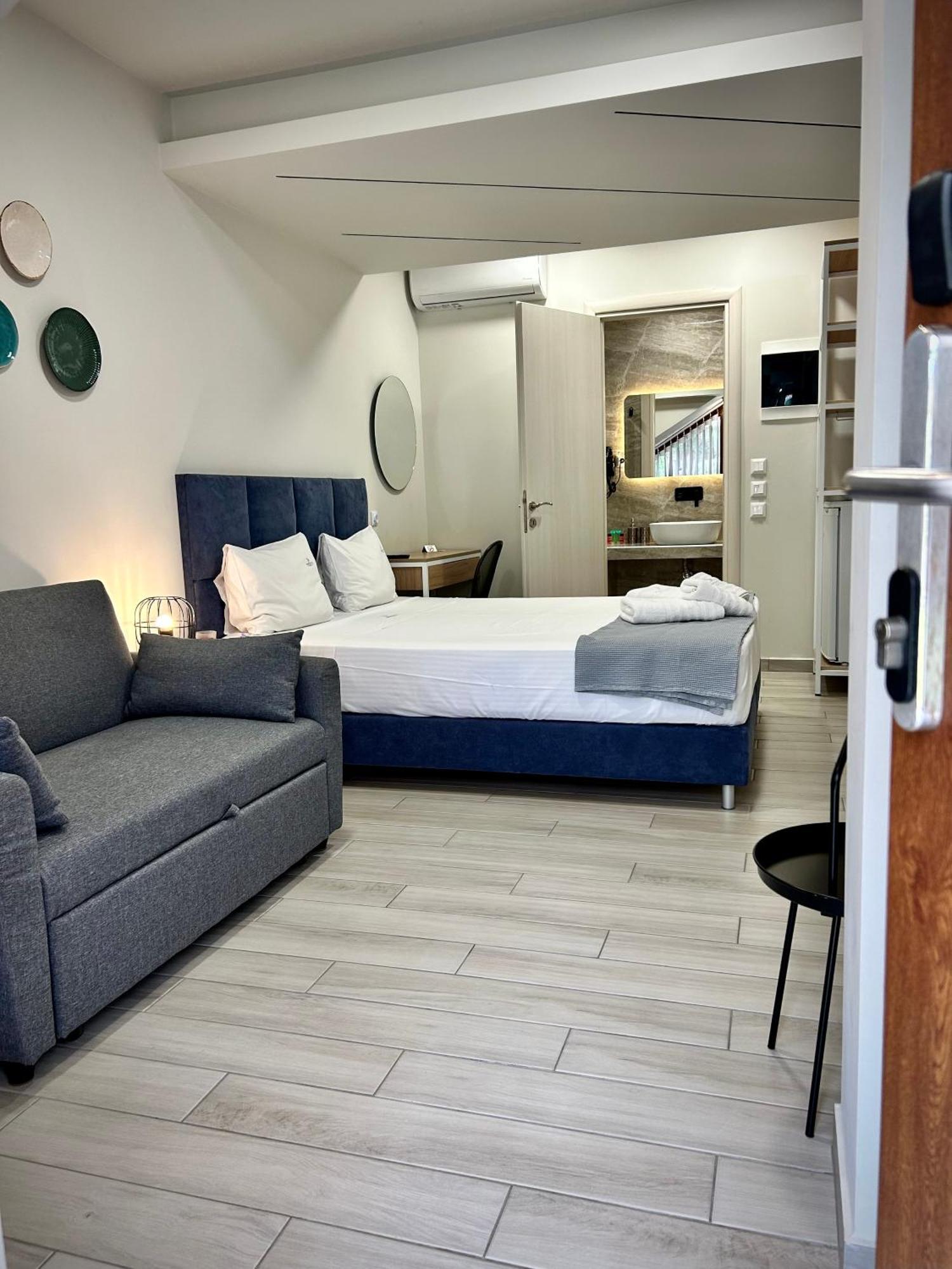 Porto Portes Suites เนอาโปติไดอา ภายนอก รูปภาพ